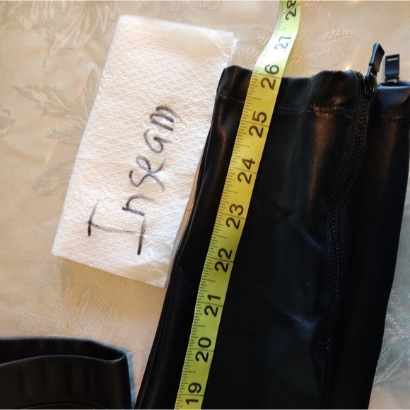 David Lerner Black Ankle Zip Vegan Leather Leggings size XS - Picture 10 of 15